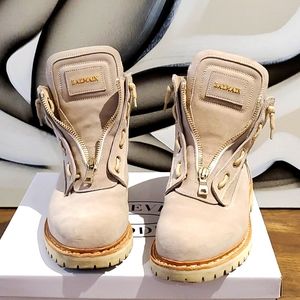 Balmain taiga
